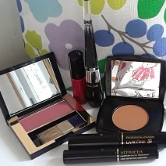 NWOT Lancôme Makeup Bundle - Picture 4 of 6